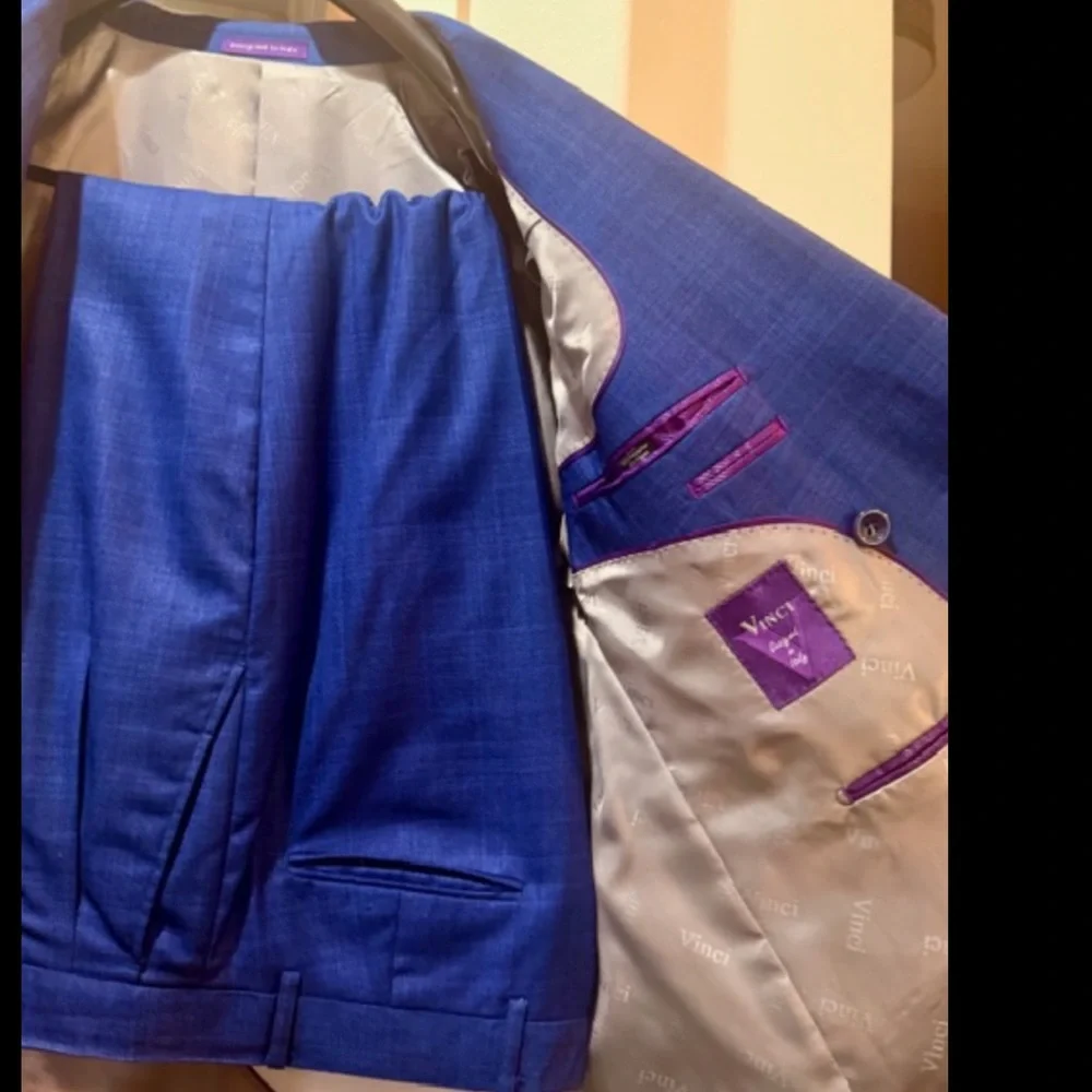 SOLD-Italy  ( Vinci ) Men’s Suit almost flawless - Picture 5 of 10